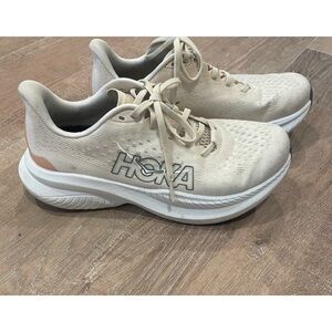 Hoka Mach 6 Vanilla Athletic Shoes with Breathable Mesh